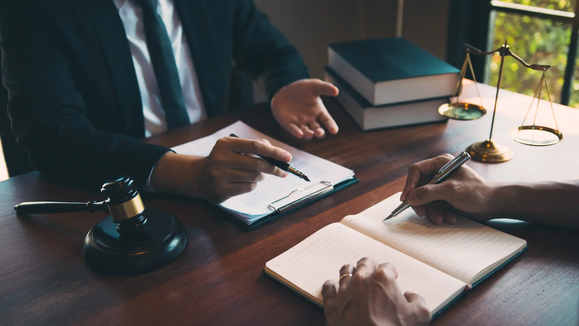 The Role of Expert Witnesses in Personal Injury Cases in Georgia